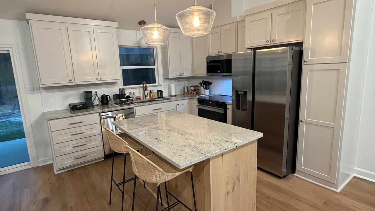 Photo of Kitchen in Holly Lake Ranch