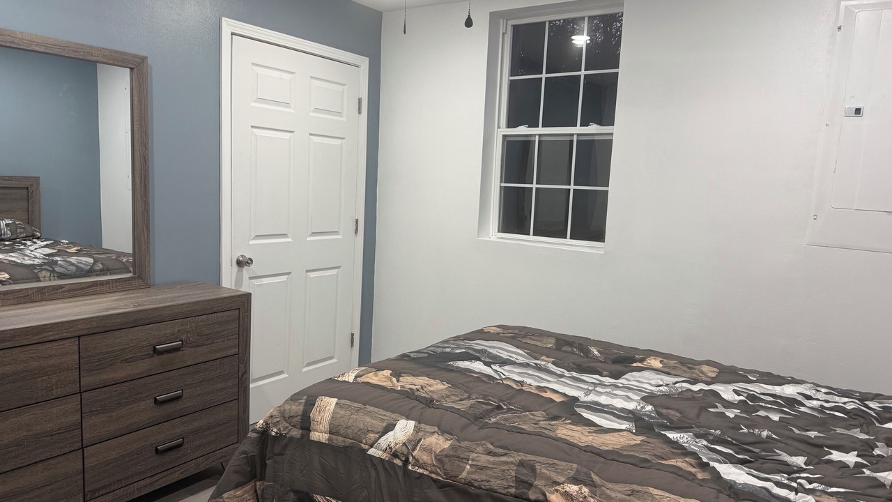 Photo of Bedroom in Centerville