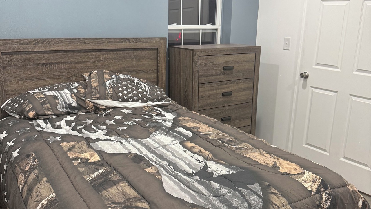 Photo of Bedroom in Centerville
