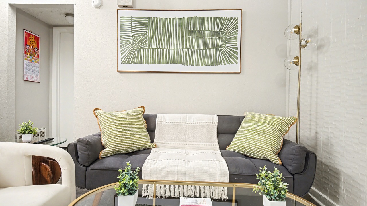Photo of Livingroom in Hyde Park