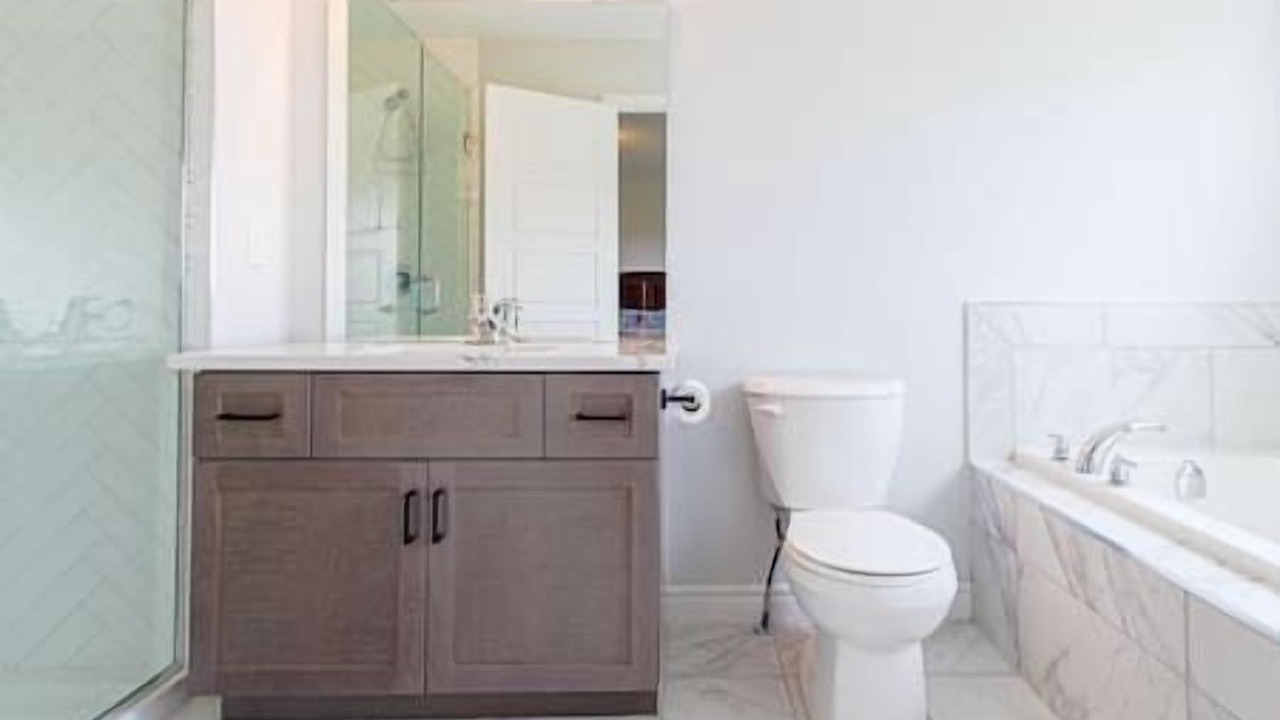 Photo of Bathroom in Binbrook