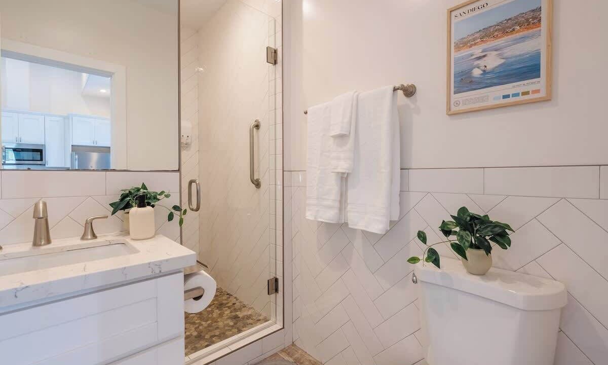 Photo of Bathroom in Mission Hills