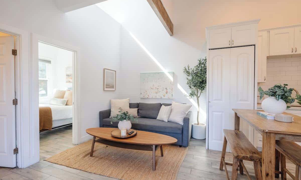 Photo of Bedroom in Mission Hills