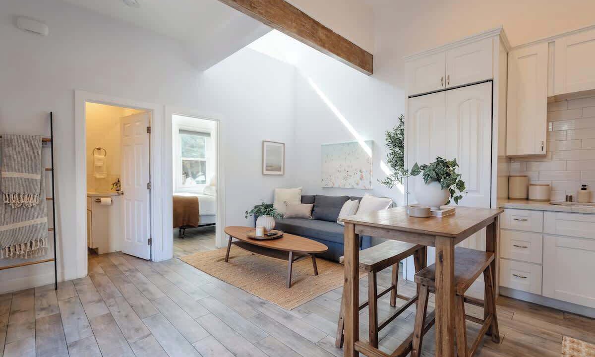 Photo of Bedroom in Mission Hills