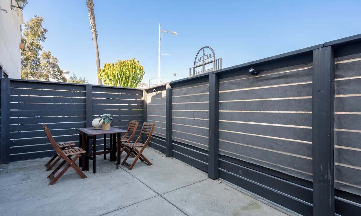 Photo of Outdoor in Mission Hills
