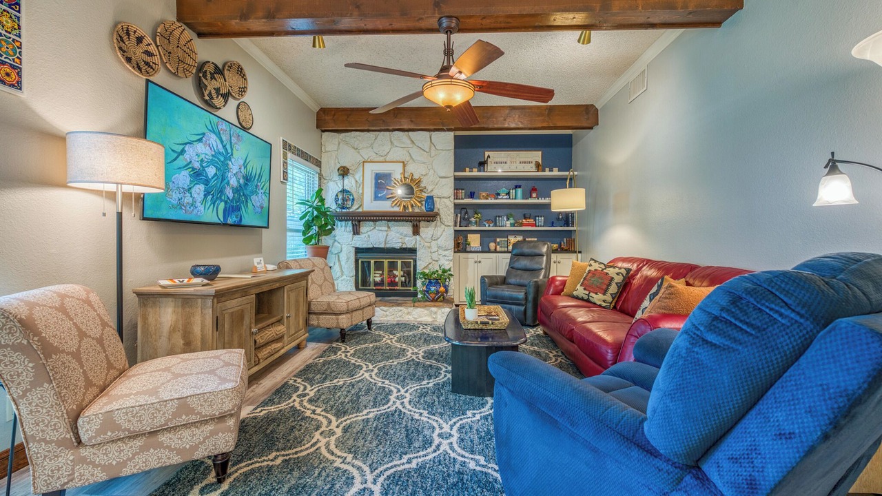 Photo of Livingroom in Roswell