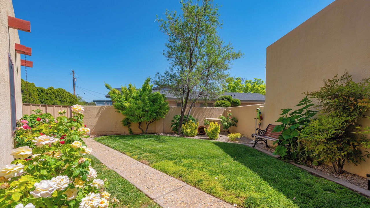 Photo of Outdoor in Roswell