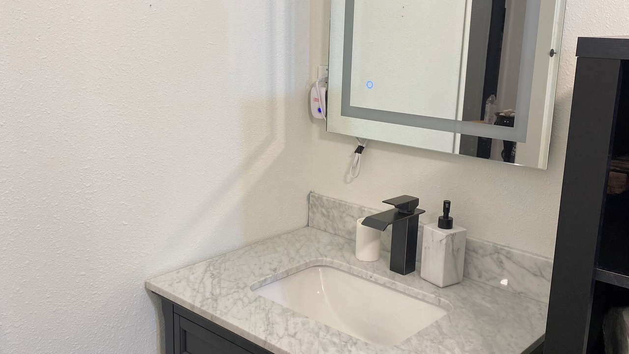 Photo of Bathroom in Oak Cliff