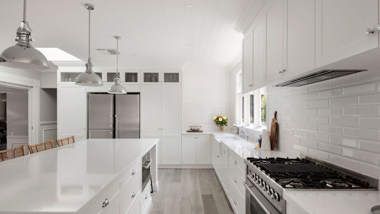 Photo of Others in Kew East