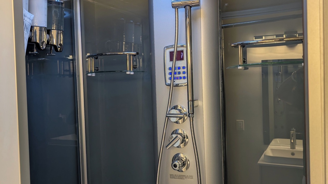 Photo of Bathroom in Fort Gary
