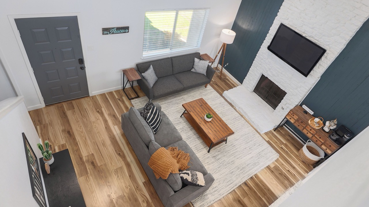 Photo of Livingroom in Anderson Mill
