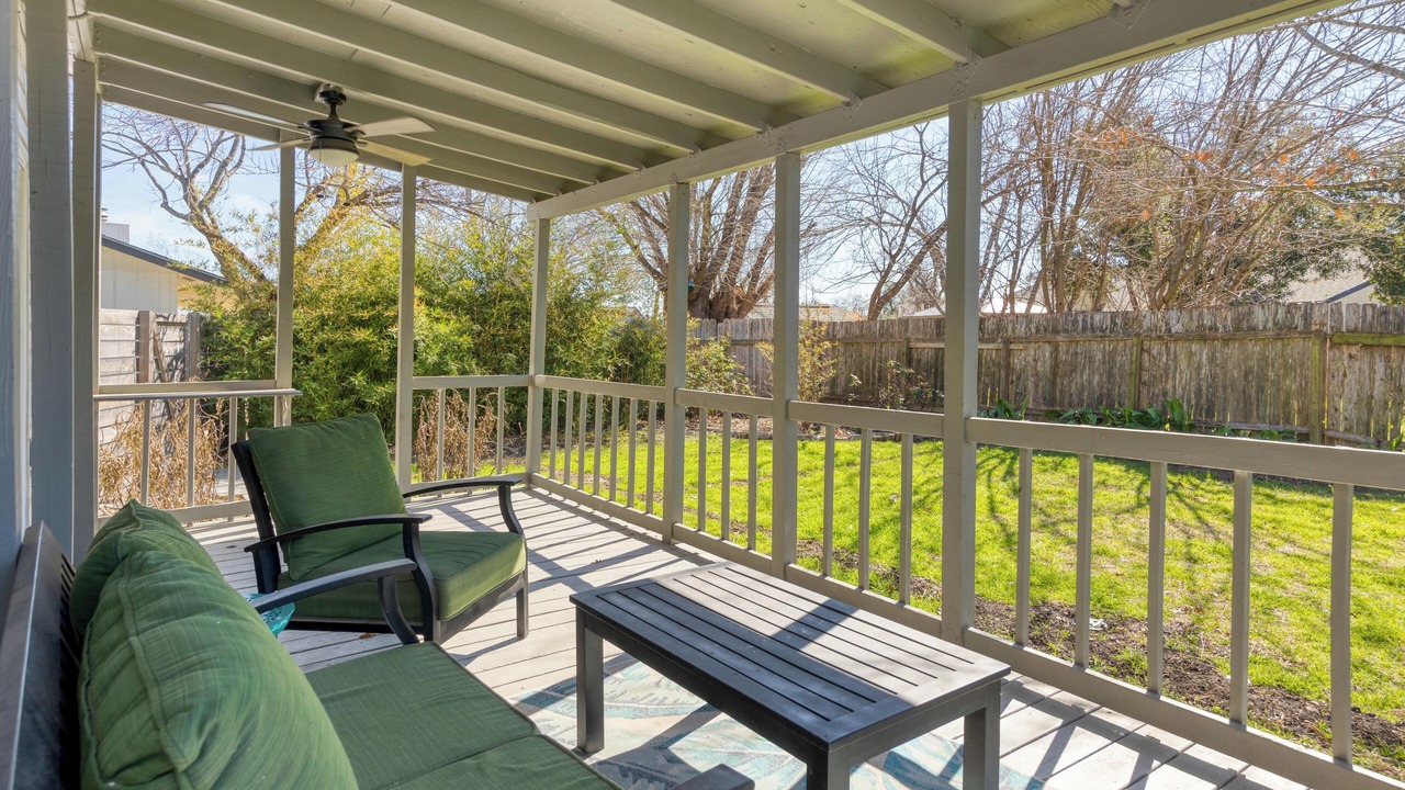 Photo of Patio Balcony in Anderson Mill