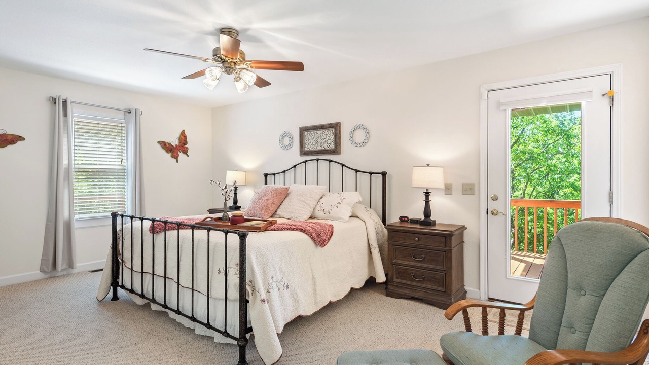 Photo of Bedroom in Clarkesville
