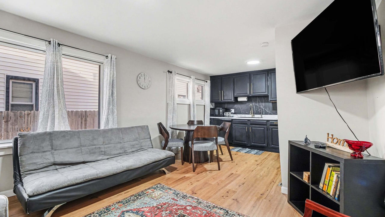 Photo of Livingroom in Hazel Park