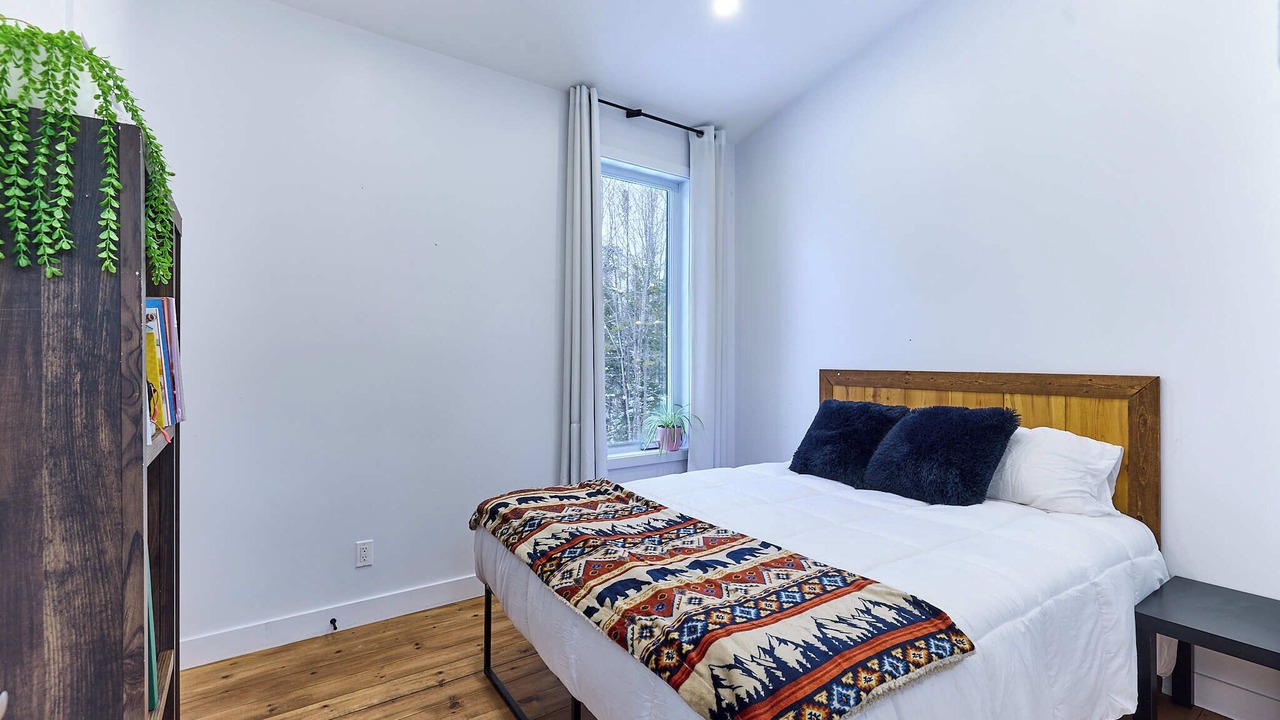 Photo of Bedroom in Notre-Dame-de-la-Merci