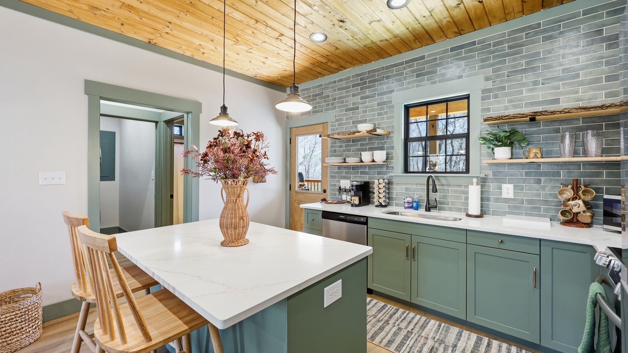 Photo of Kitchen in Clay City