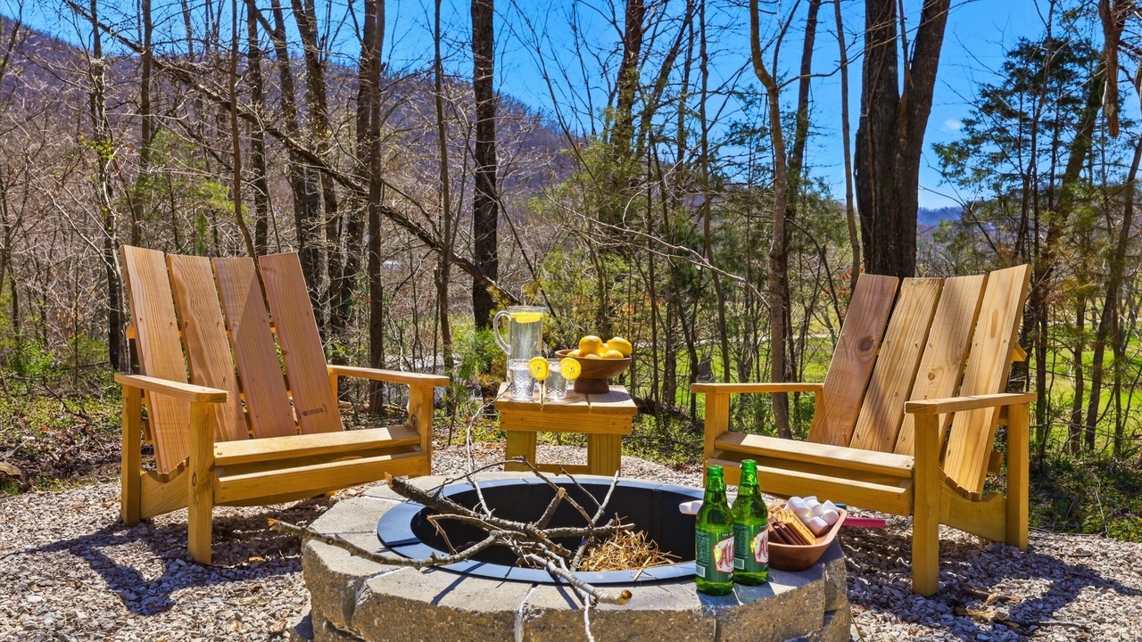 Photo of Outdoor in Clay City