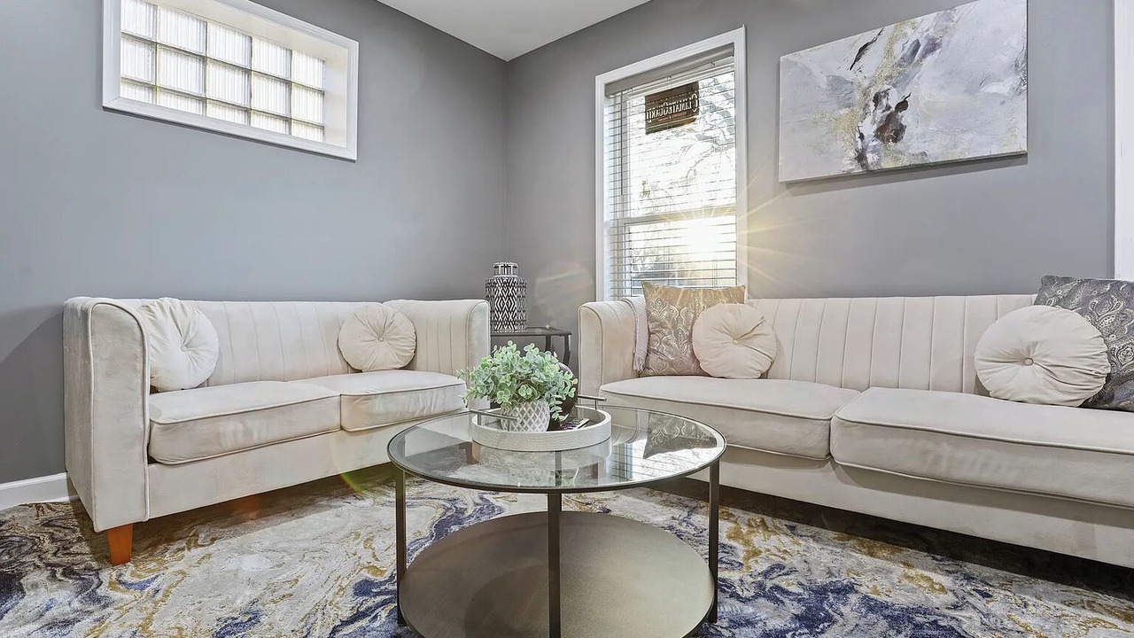 Photo of Livingroom in Forestview