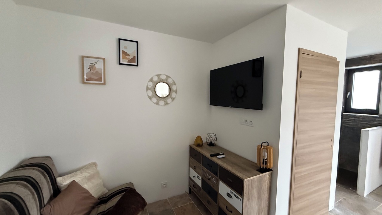 Photo of Livingroom in Dinoze