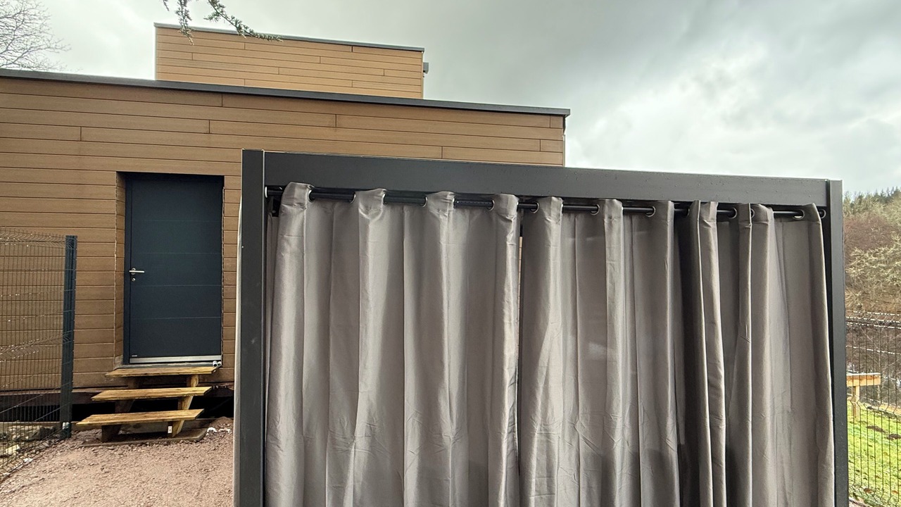 Photo of Outdoor in Dinoze