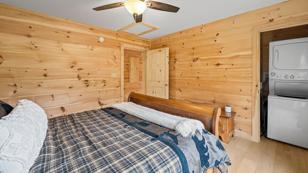Photo of Bedroom in Lake Lure