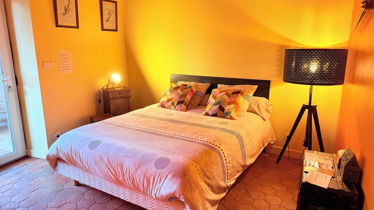 Photo of Bedroom in Dracy-le-Fort