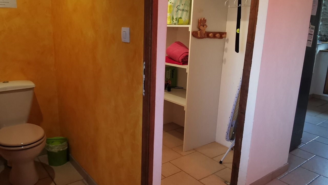 Photo of Bathroom in St Benoist-sur-Mer