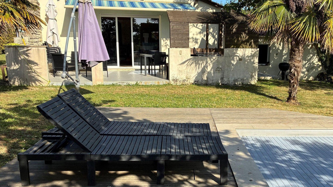 Photo of Patio Balcony in St Benoist-sur-Mer
