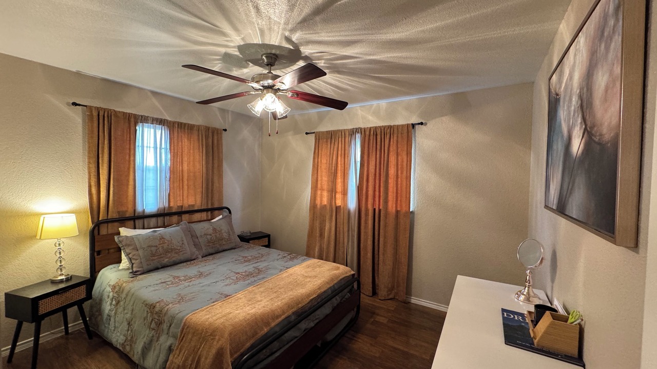 Photo of Bedroom in Northeast El Paso