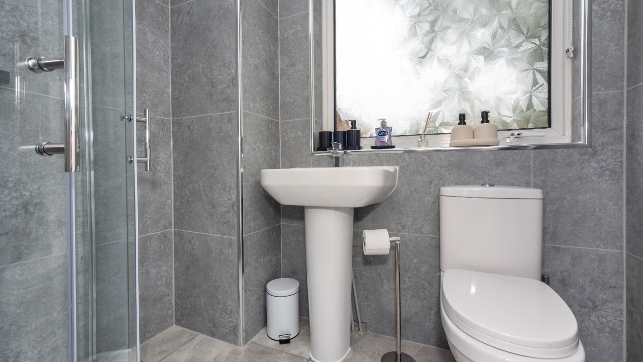 Photo of Bathroom in Farnborough and Crofton