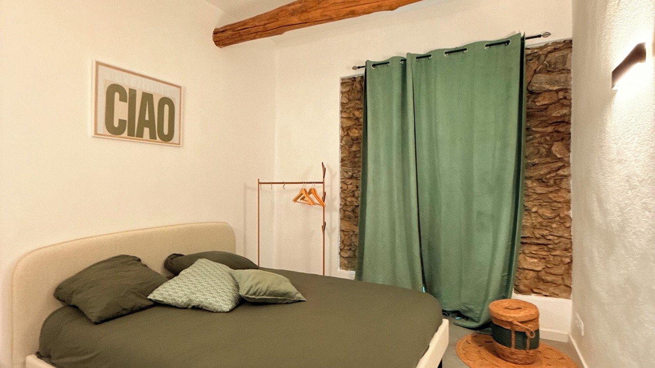 Photo of Bedroom in San-Giuliano