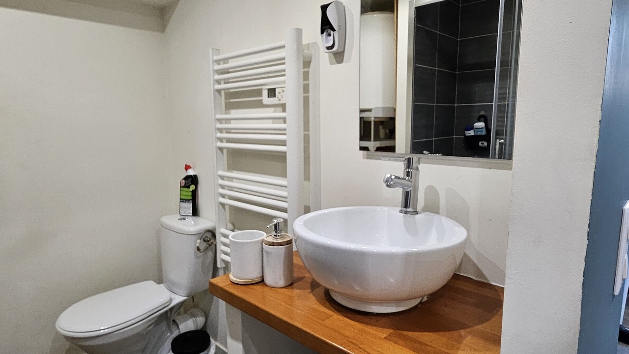 Photo of Bathroom in Centre Ville