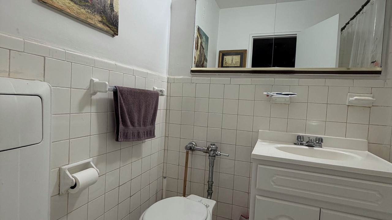 Photo of Bathroom in Bedford Park