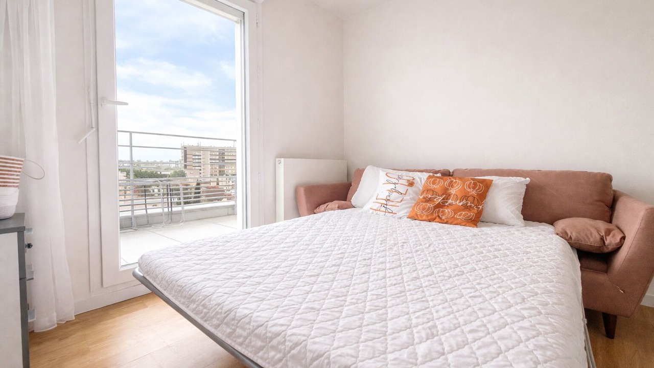 Photo of Bedroom in Bagneux