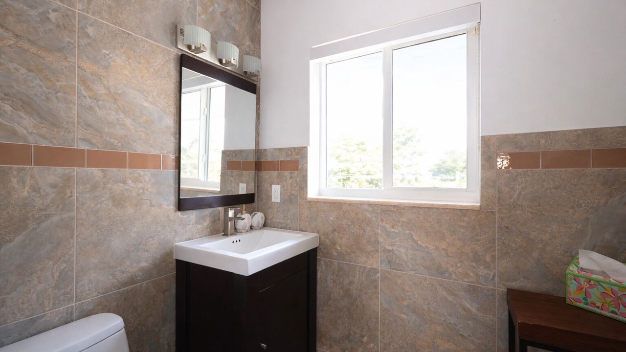 Photo of Bathroom in Dolphin Isles