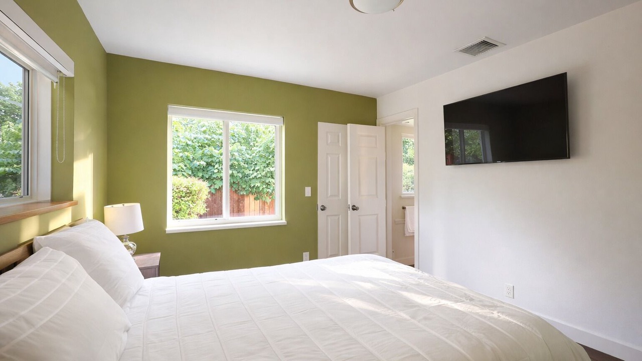 Photo of Bedroom in Dolphin Isles