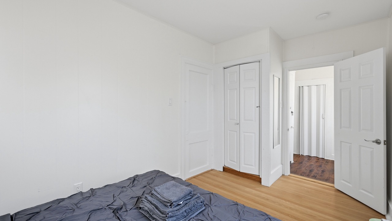 Photo of Bedroom in Nonantum