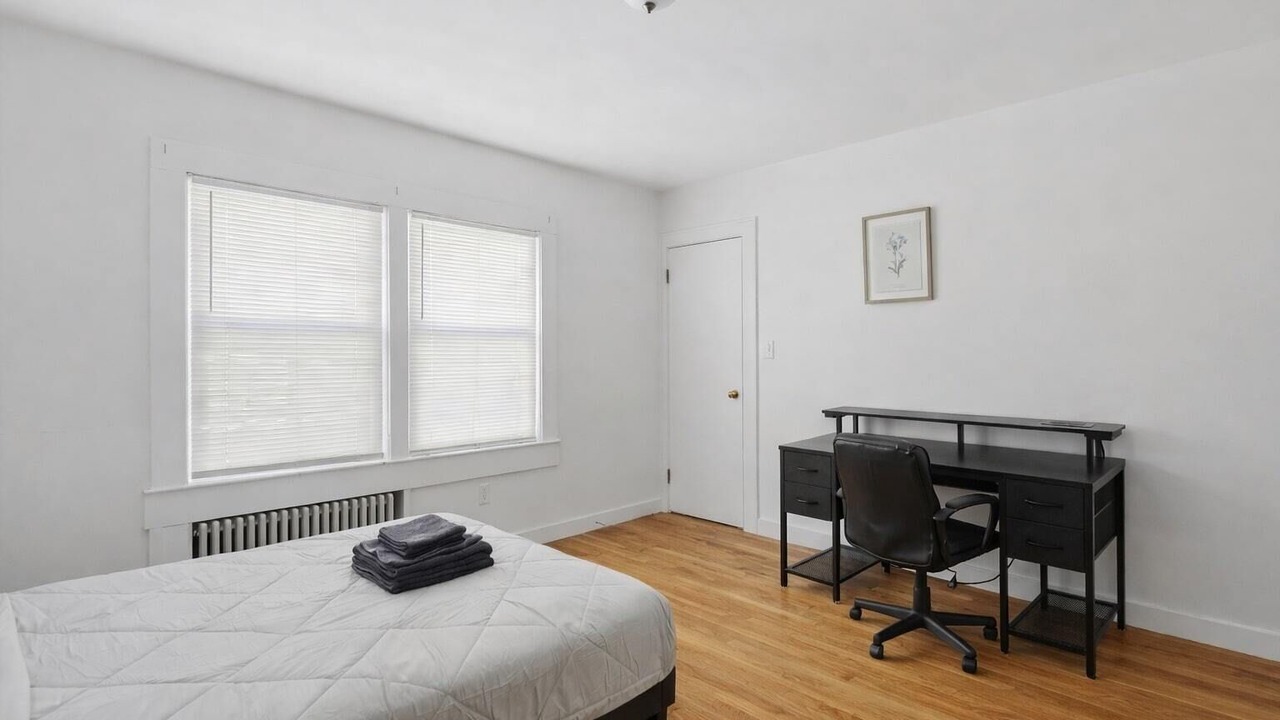 Photo of Bedroom in Nonantum