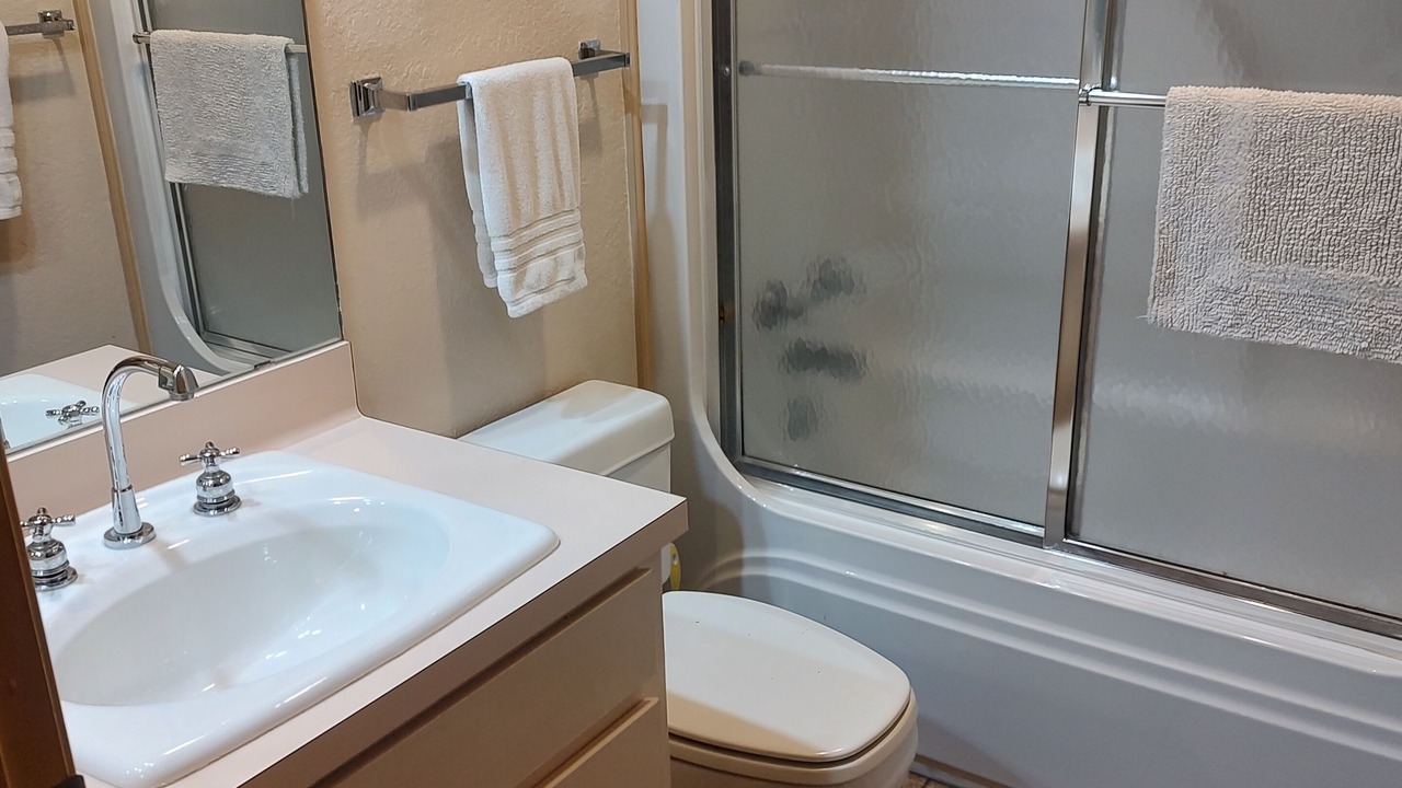 Photo of Bathroom in Holly Lake Ranch