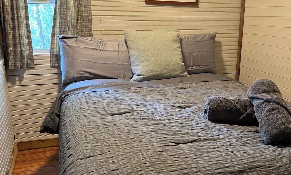 Photo of Bedroom in Cedar Creek