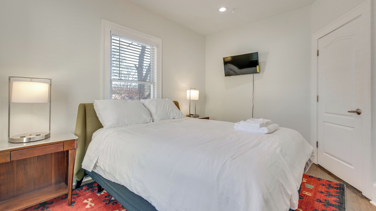 Photo of Bedroom in West End