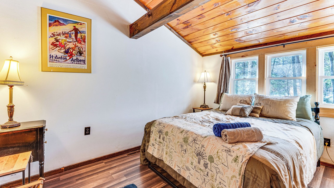 Photo of Others in Center Conway