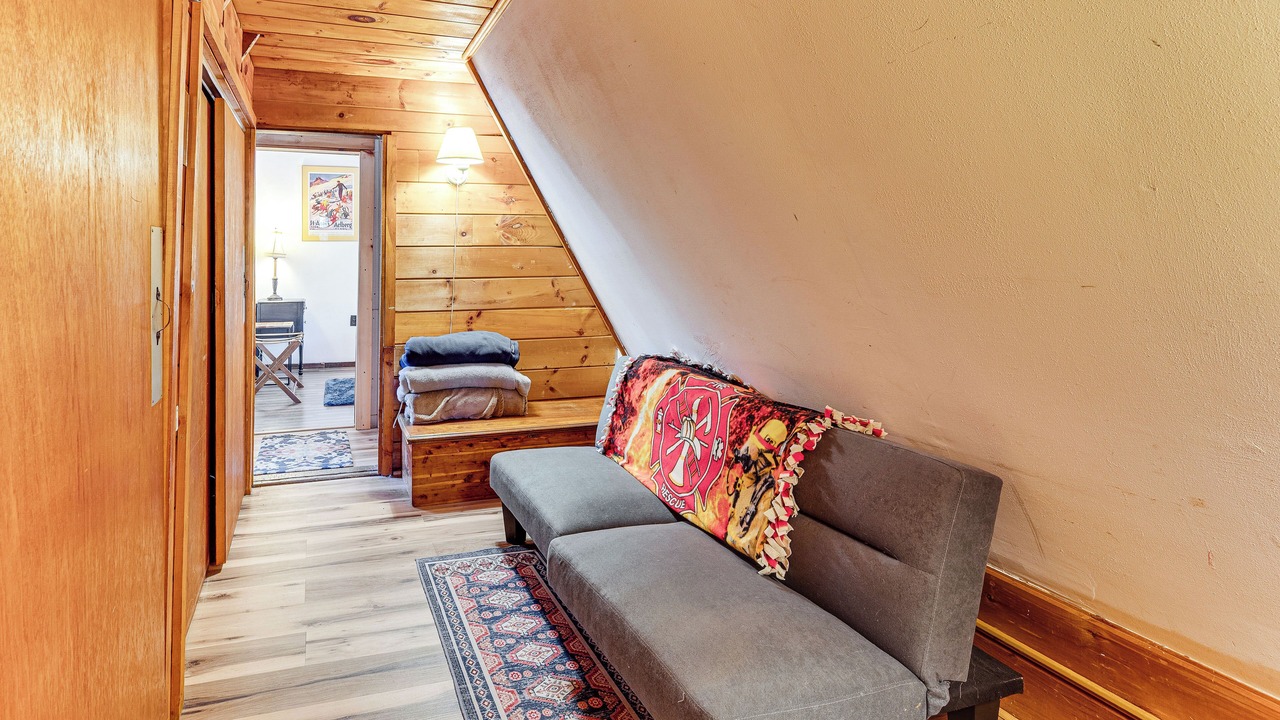 Photo of Others in Center Conway