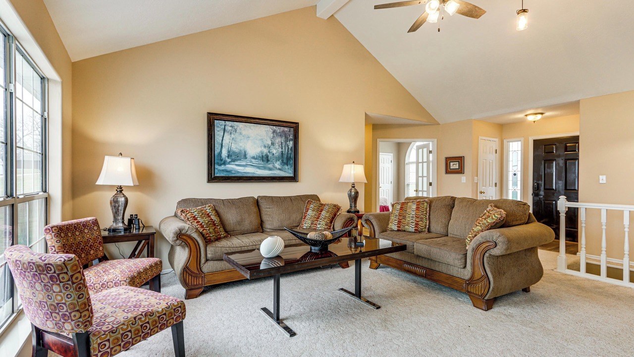 Photo of Livingroom in Grove