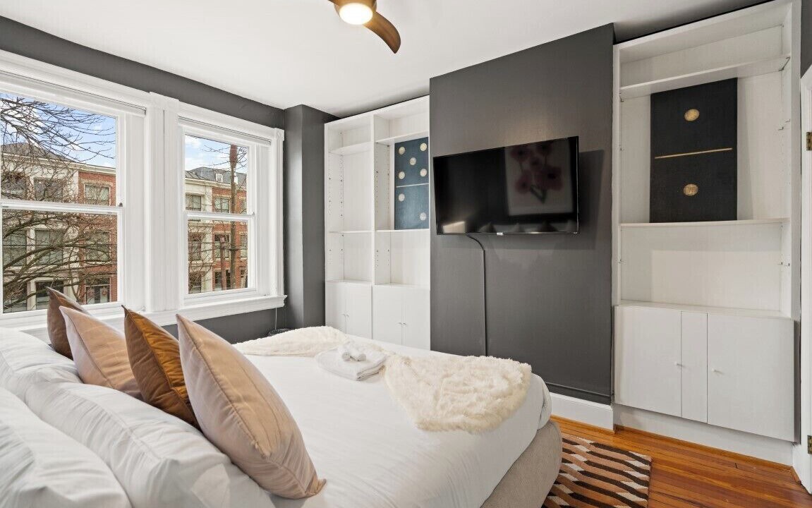Photo of Bedroom in Old Town West