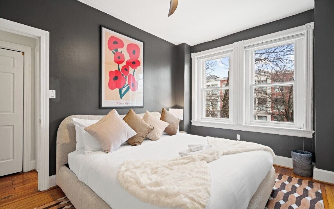 Photo of Bedroom in Old Town West