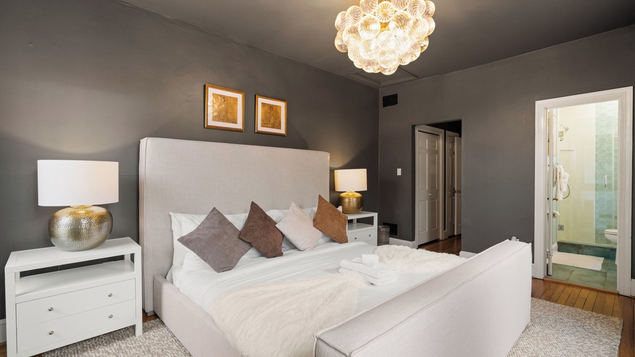Photo of Bedroom in Old Town West