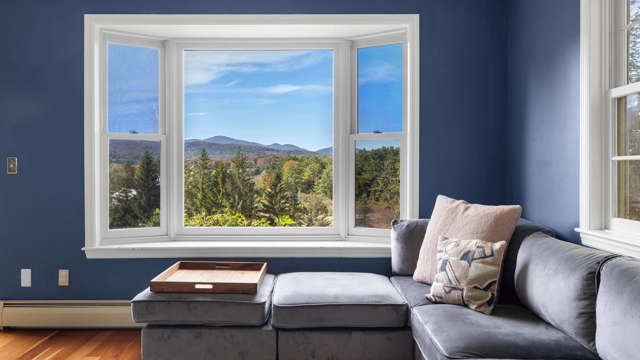 Photo of Livingroom in Clarendon