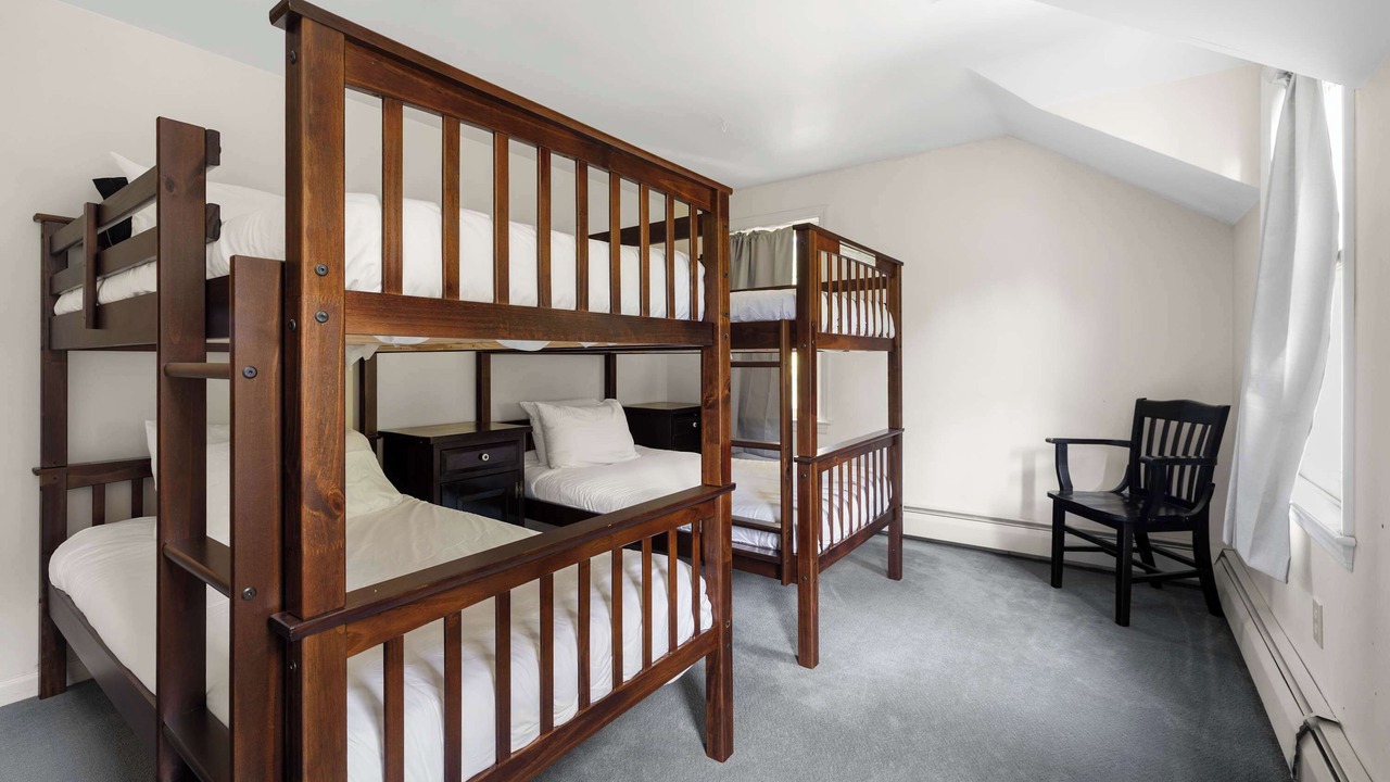 Photo of Bedroom in Clarendon