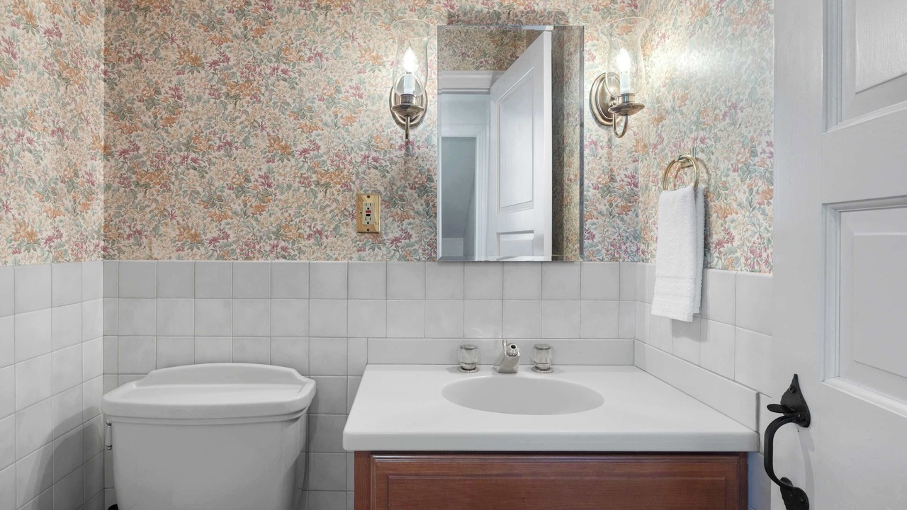 Photo of Bathroom in Clarendon